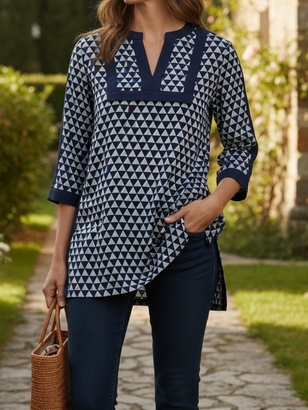 BCBGMaxAzria Navy and White Geometric Split-Neck Tunic Shift Dress
